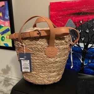 Universal Thread natural fiber purse